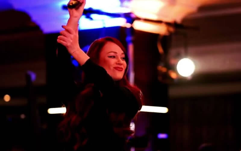 YouTube thumb for Singing Waiters at a Wedding