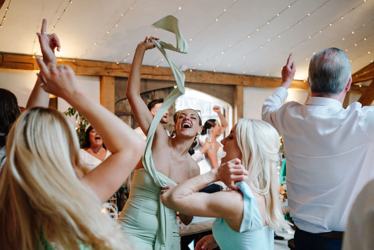 How much do singing waiters cost?