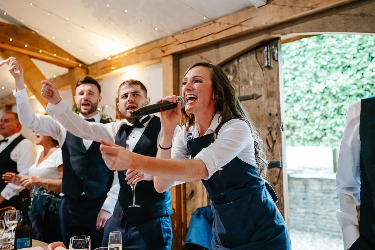How much do singing waiters cost?