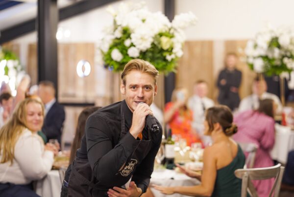 What Are Singing Waiters?