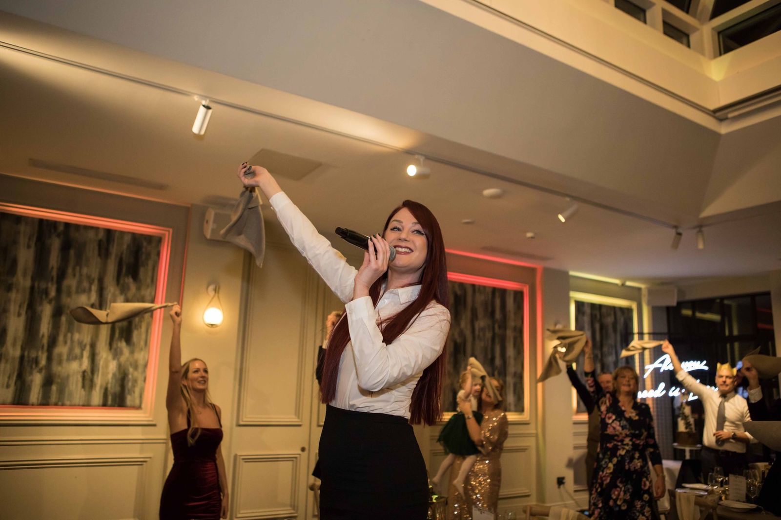 Last Minute Wedding Entertainment Ideas for Autumn & Winter