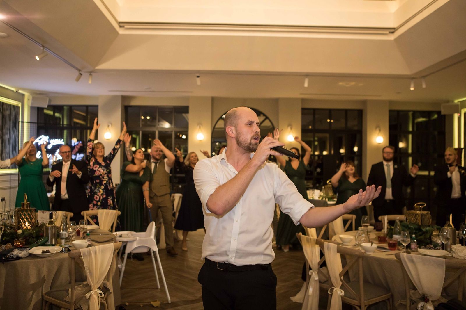 Last Minute Wedding Entertainment Ideas for Autumn & Winter